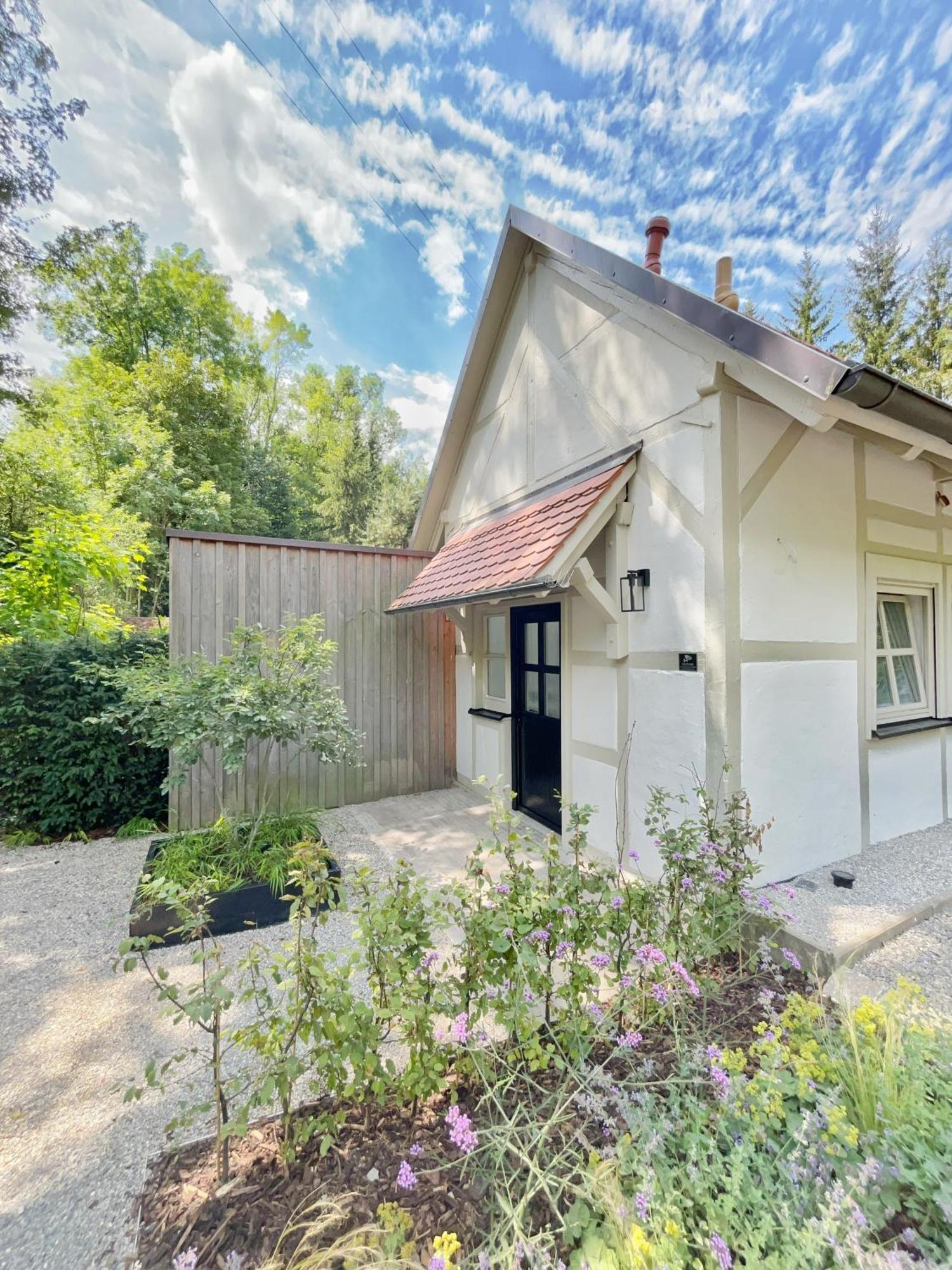 Tauberchalet I Boutique-Ferienhaus Mit Sauna, Whirlpool & Natur I 10Min Walk To Historic Old Town Rothenburg ob der Tauber Exterior foto